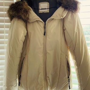 Brand new never worn! Bench urbanwear women’s jacket.
